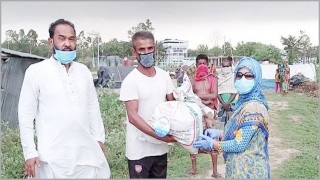 শিবপুরে বেদে সম্প্রদায়ের মাঝে ত্রাণ সামগ্রী বিতরণ